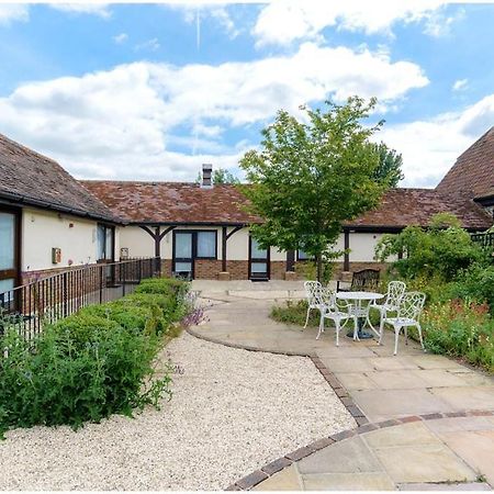 Kingfisher Barn Bed & Breakfast Abingdon-on-Thames Exterior photo
