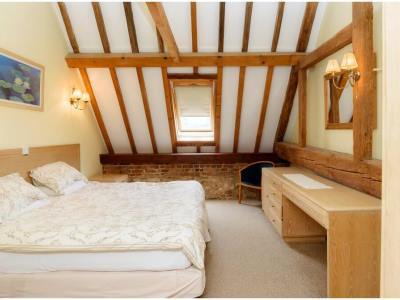 Kingfisher Barn Bed & Breakfast Abingdon-on-Thames Exterior photo
