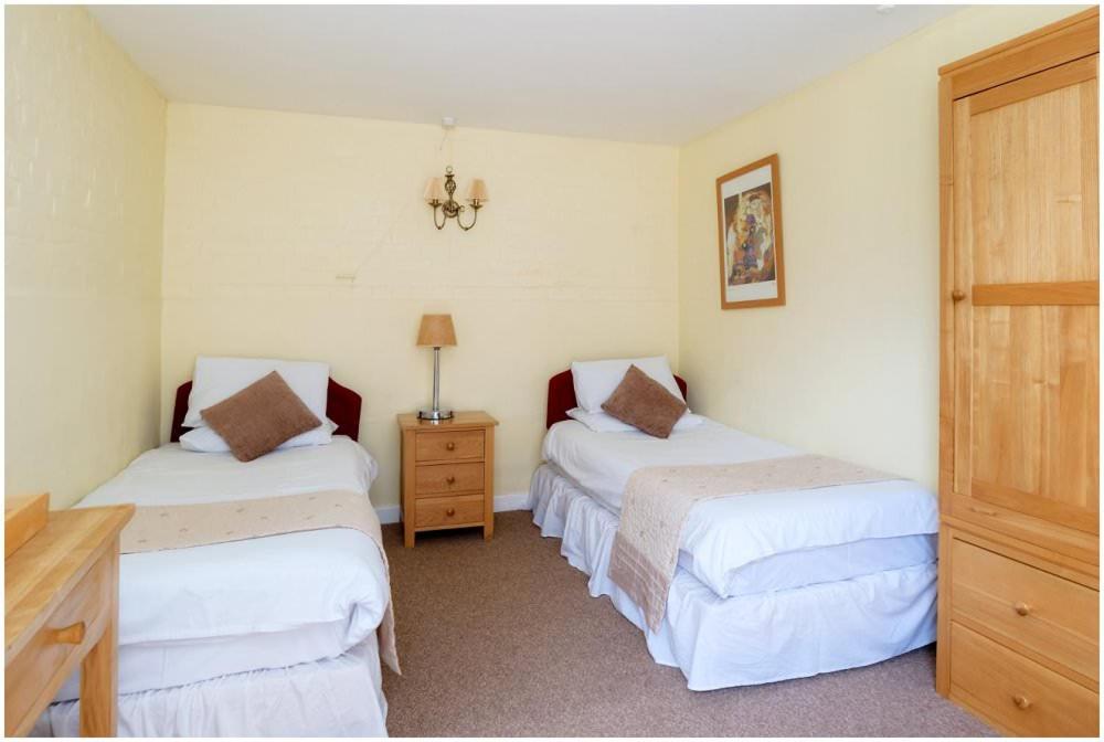 Kingfisher Barn Bed & Breakfast Abingdon-on-Thames Exterior photo