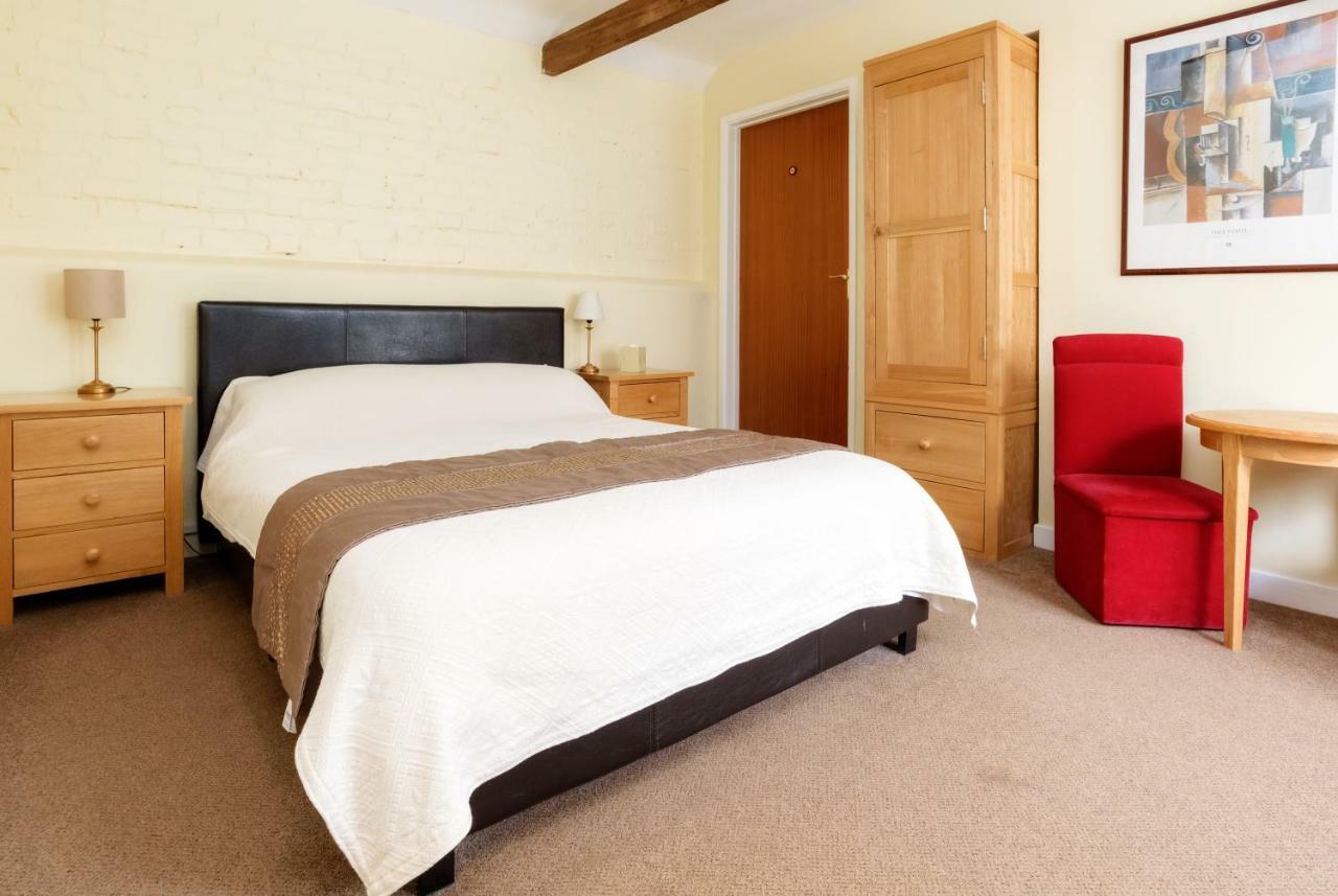 Kingfisher Barn Bed & Breakfast Abingdon-on-Thames Exterior photo